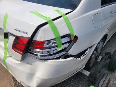 2015 Mercedes-Benz E 300 VIN: