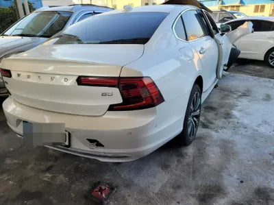 2020 Volvo S90 VIN: