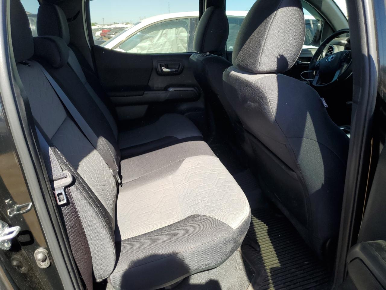 2022 TOYOTA TACOMA DOUBLE CAB VIN:3TMCZ5AN8NM505587