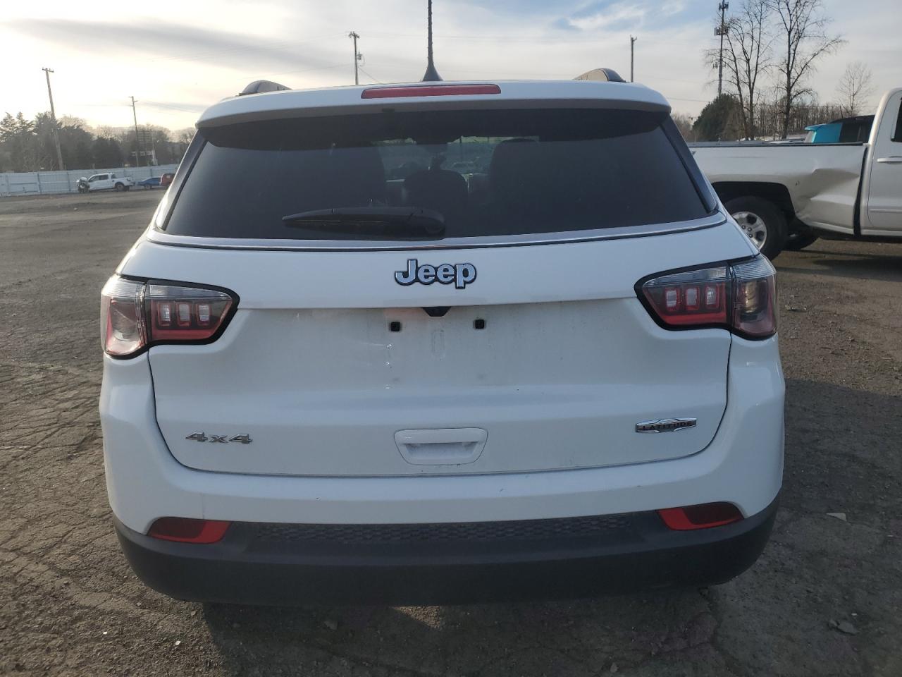 2024 JEEP COMPASS LATITUDE VIN:3C4NJDBN7RT117819