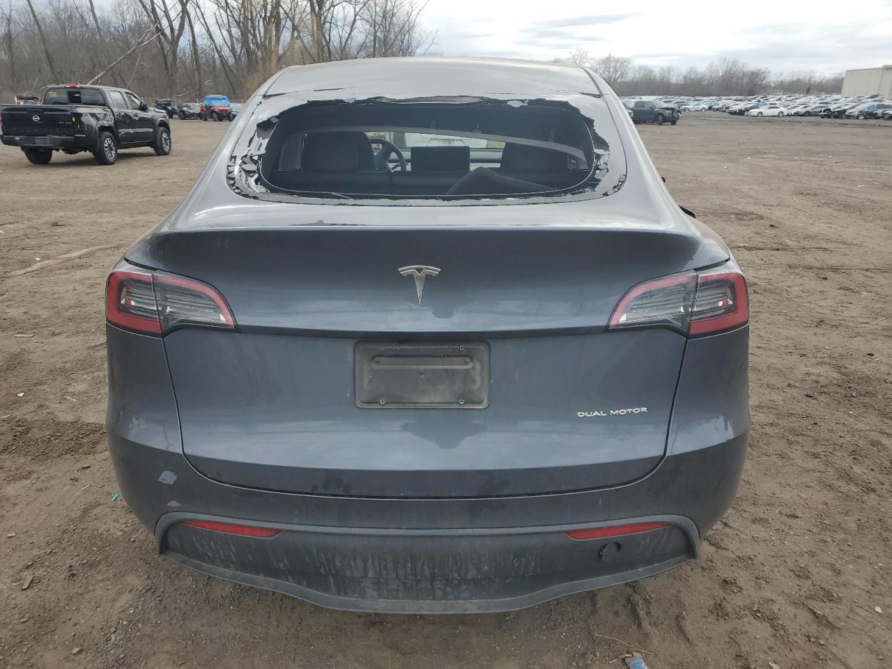 2023 TESLA MODEL Y  VIN:7SAYGAEE8PF961940