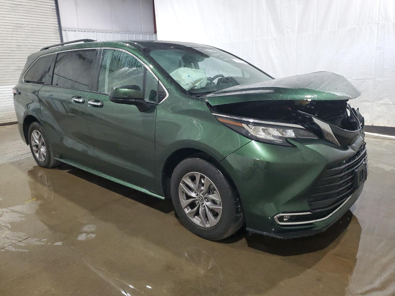 2022 TOYOTA SIENNA XLE VIN:5TDJSKFC5NS059139