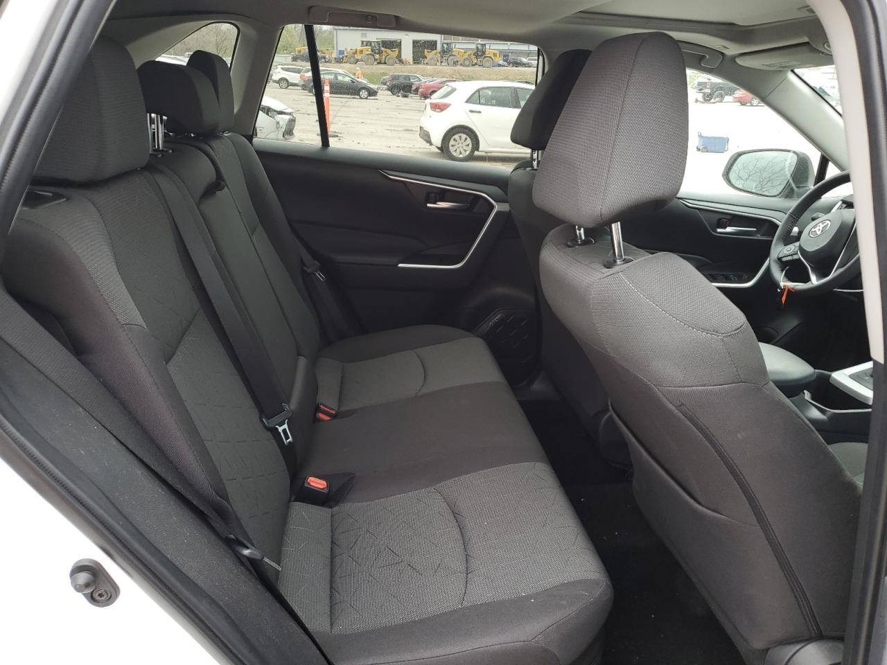 2024 TOYOTA RAV4 XLE VIN:4T3RWRFV0RU130883