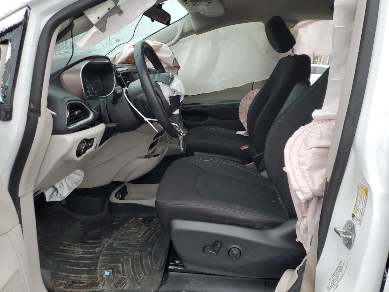 2022 CHRYSLER VOYAGER LX VIN:2C4RC1CG3NR171822