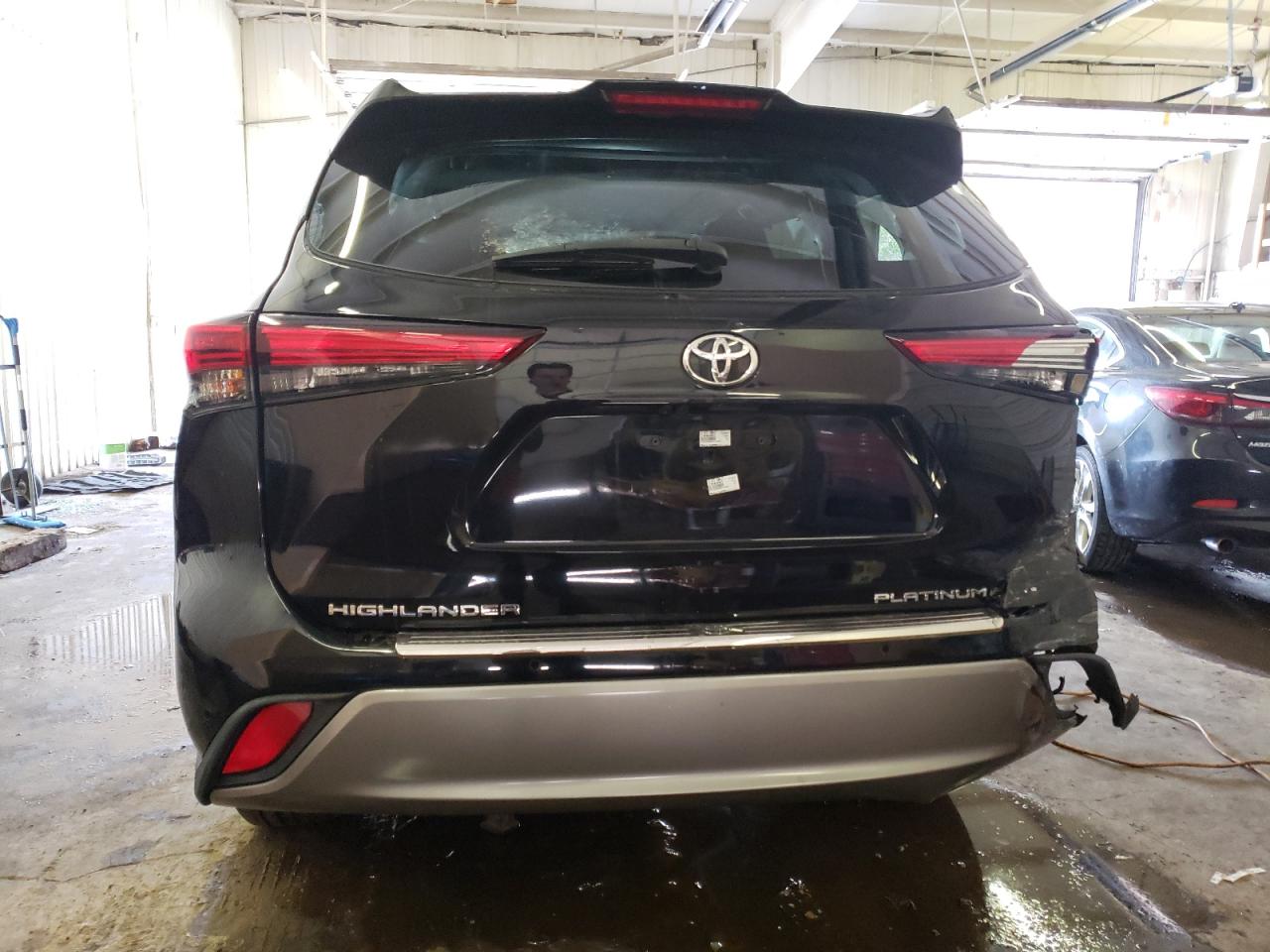 2022 TOYOTA HIGHLANDER PLATINUM VIN:5TDFZRBH6NS174697