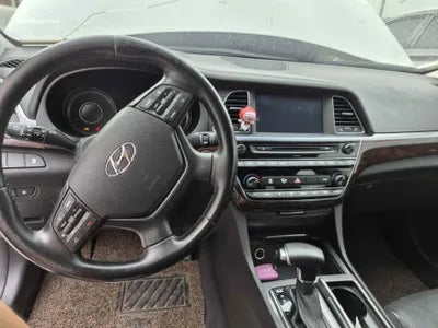 2015 Jaguar SL VIN: