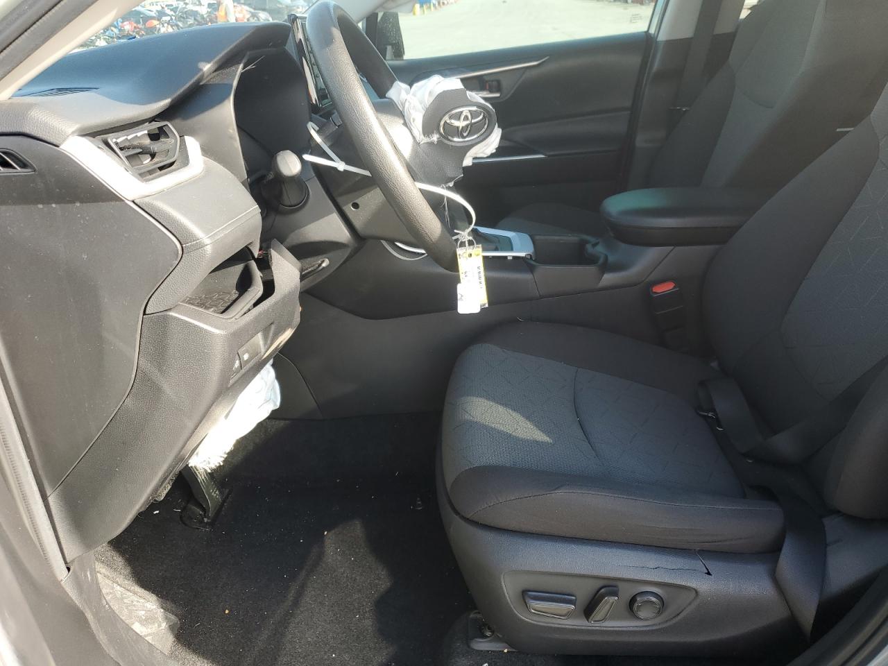 2022 TOYOTA RAV4 XLE VIN:2T3W1RFV1NW188576