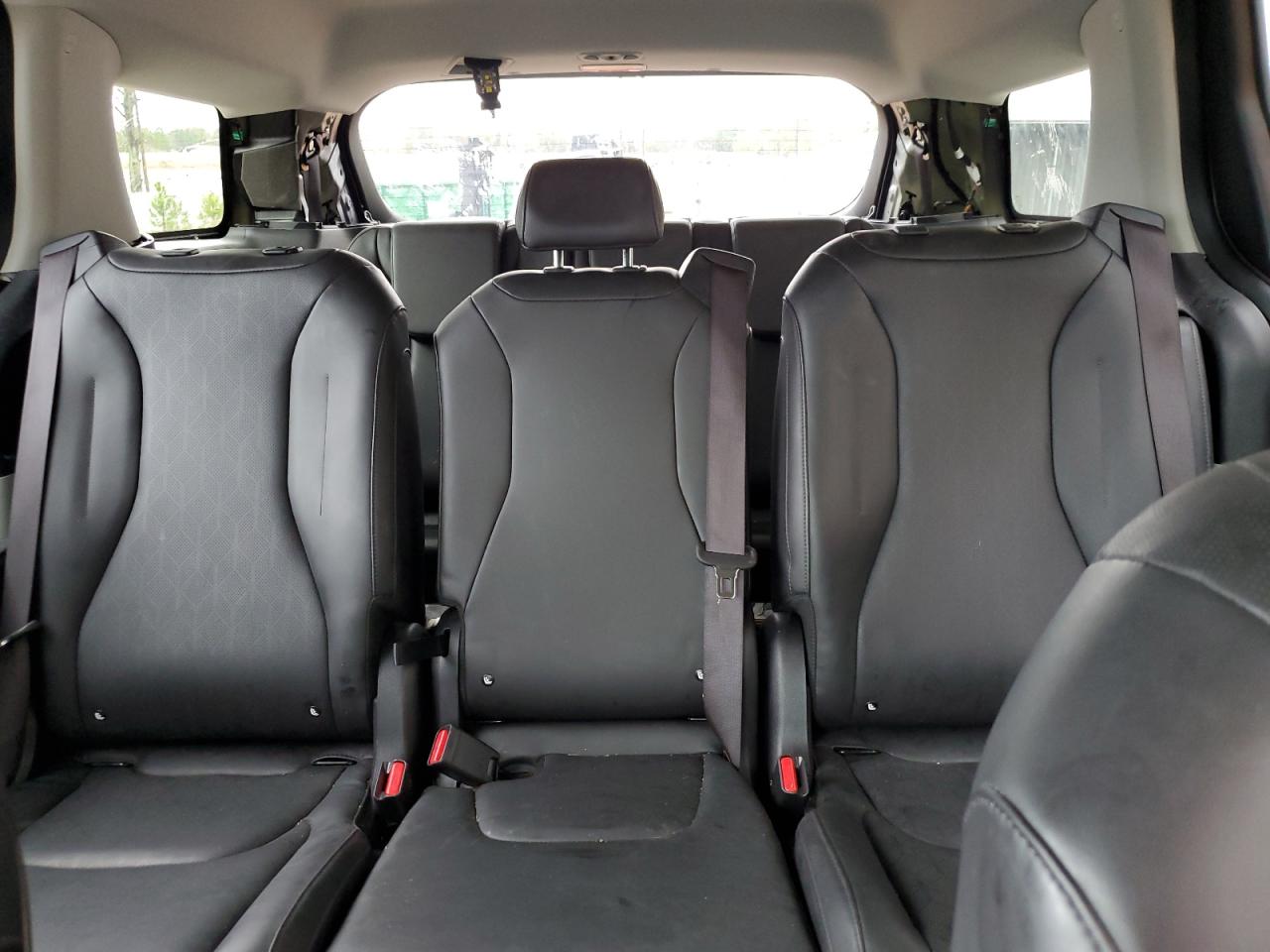 2024 KIA CARNIVAL LX VIN:KNDNB4H33R6434445