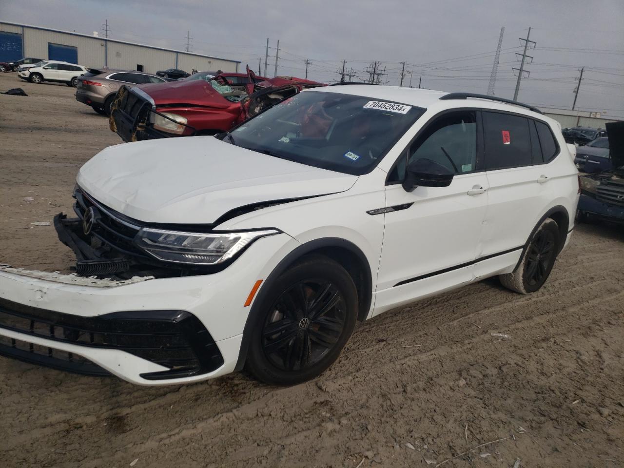2022 VOLKSWAGEN TIGUAN SE R-LINE BLACK VIN:3VVCB7AX2NM026276