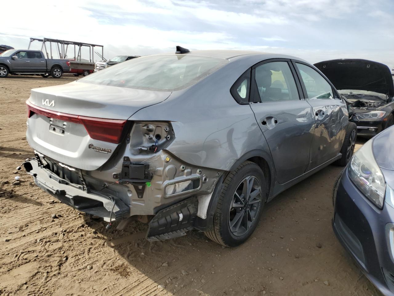 2024 KIA FORTE LX VIN:1FTFW1E89PFA48133