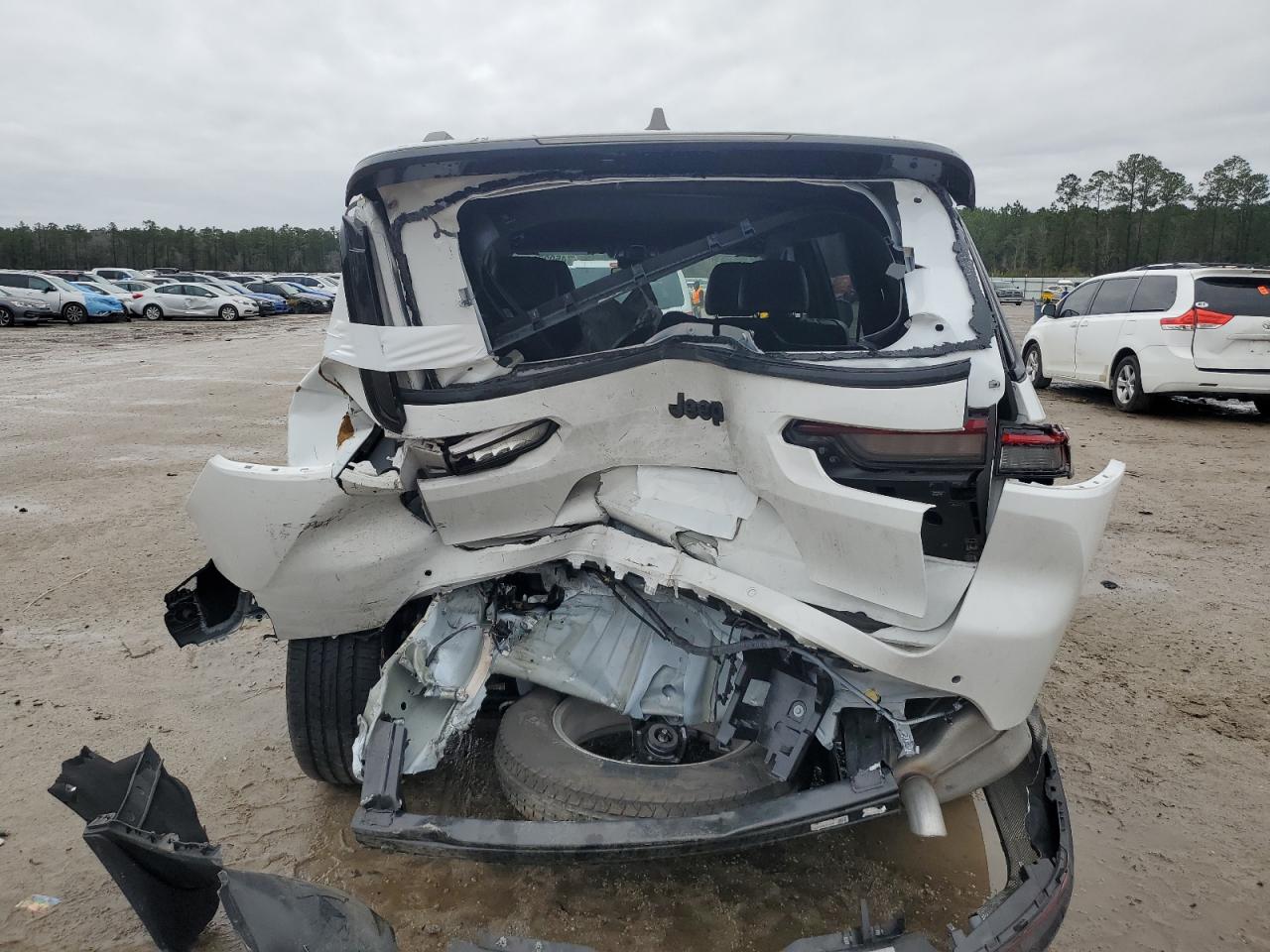 2023 JEEP GRAND CHEROKEE L LAREDO VIN:1C4RJKAG0P8736332