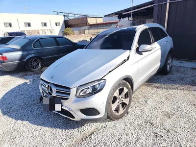2018 Mercedes-Benz GLC 220 VIN: