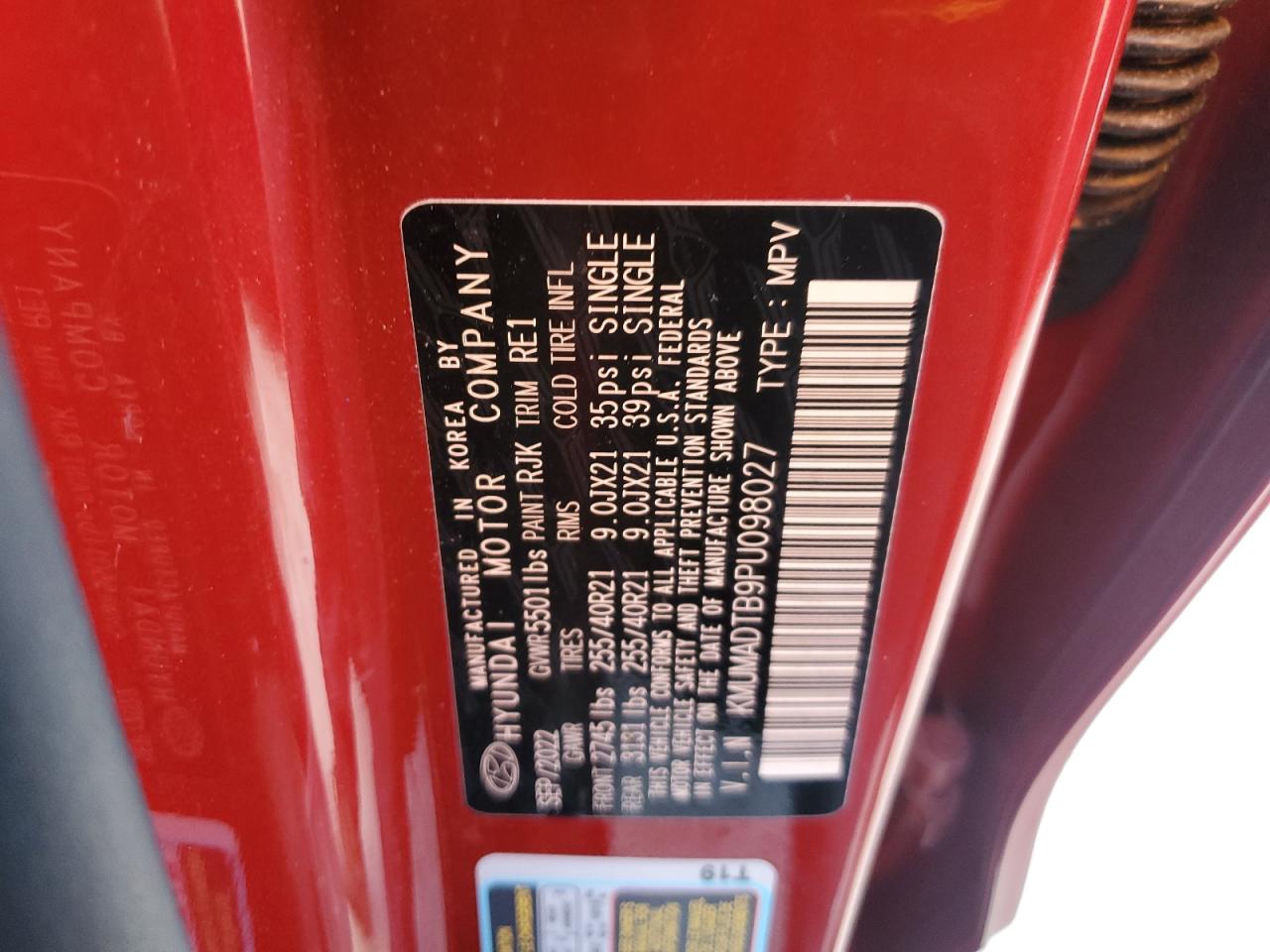 2023 GENESIS GV70 BASE VIN:KMUMADTB9PU098027