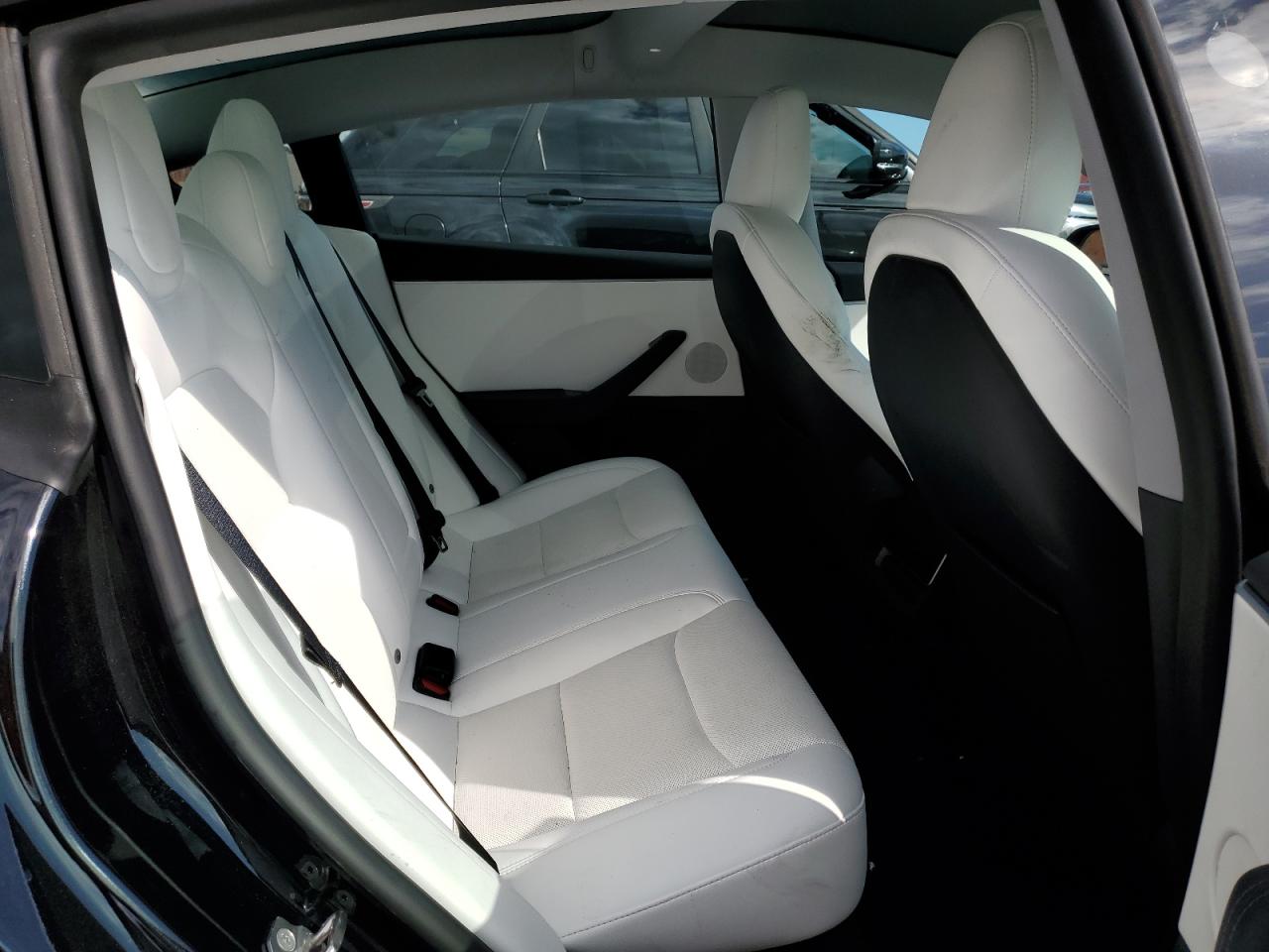 2024 TESLA MODEL 3  VIN:5YJ3E1EA2RF815921