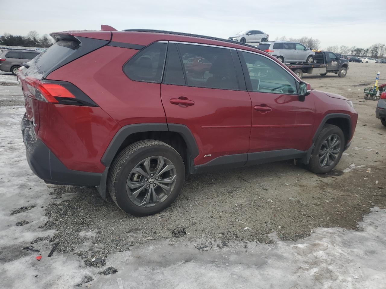 2024 TOYOTA RAV4 XLE PREMIUM VIN:2T3B6RFV1RW054110