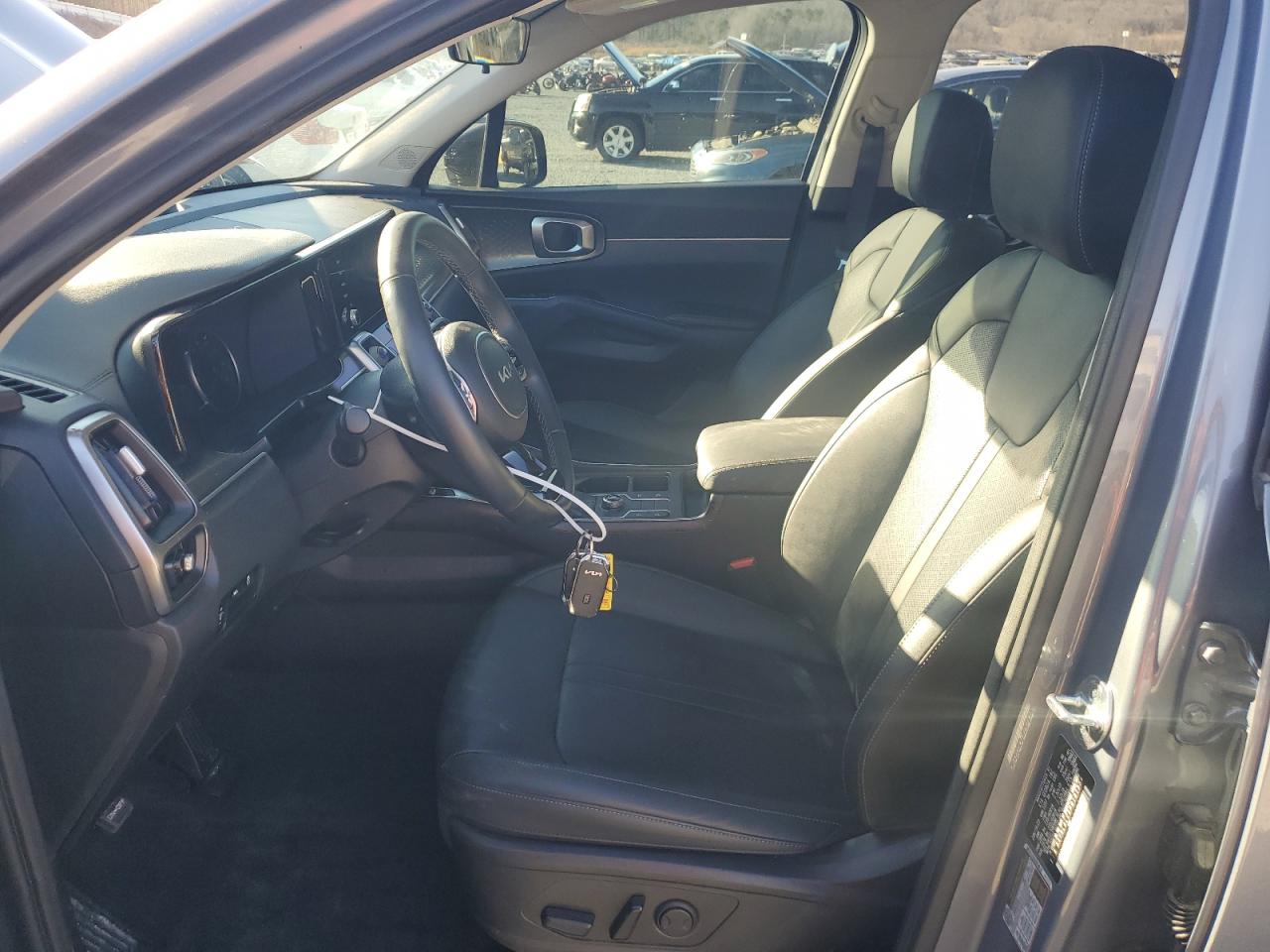 2023 KIA SORENTO S VIN:5XYRL4LC5PG181354