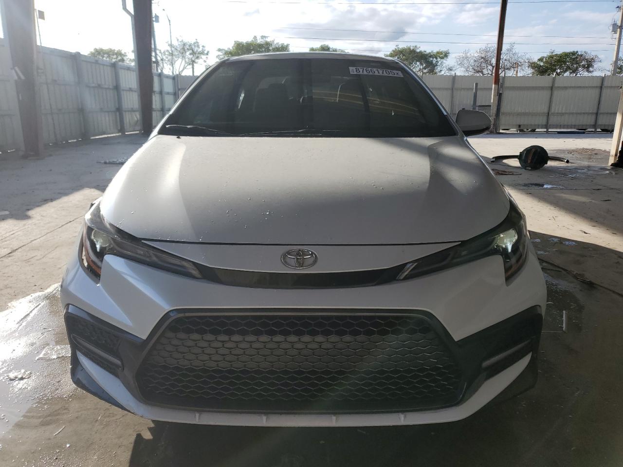 2022 TOYOTA COROLLA SE VIN:5YFS4MCE4NP131313