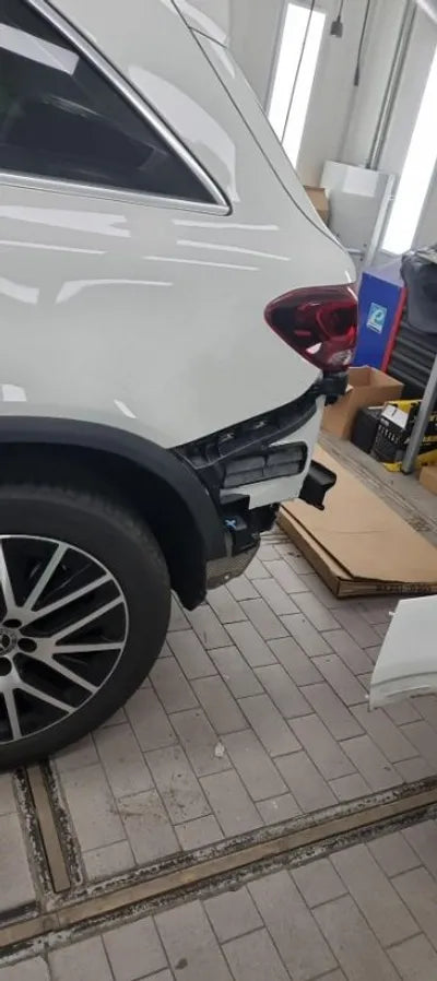 2020 Mercedes-Benz GLC 300 VIN: