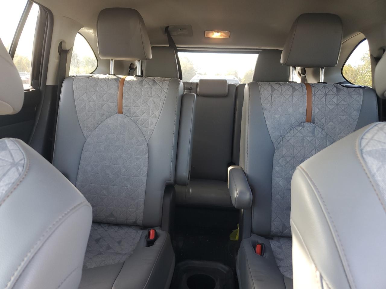 2022 TOYOTA HIGHLANDER HYBRID XLE VIN:5TDABRCH4NS541691
