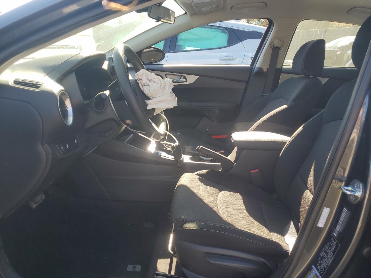 2024 KIA FORTE LX VIN:3KPF24AD5RE770874