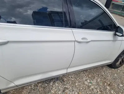 2018 Volkswagen Passat VIN: