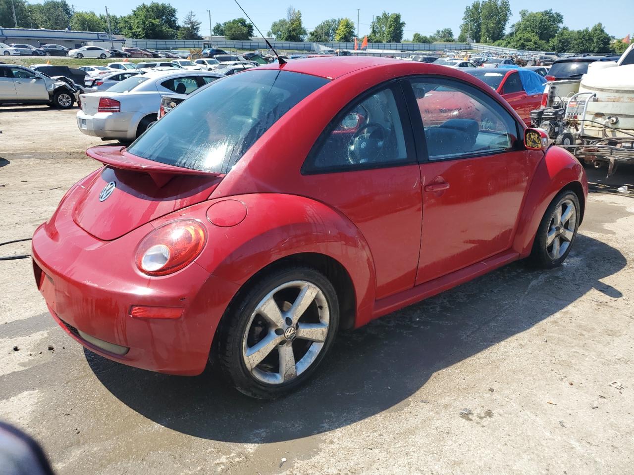 2023 VOLKSWAGEN NEW BEETLE 2.5L OPTION PACKAGE 2 VIN:3VWSW31CX7M504559