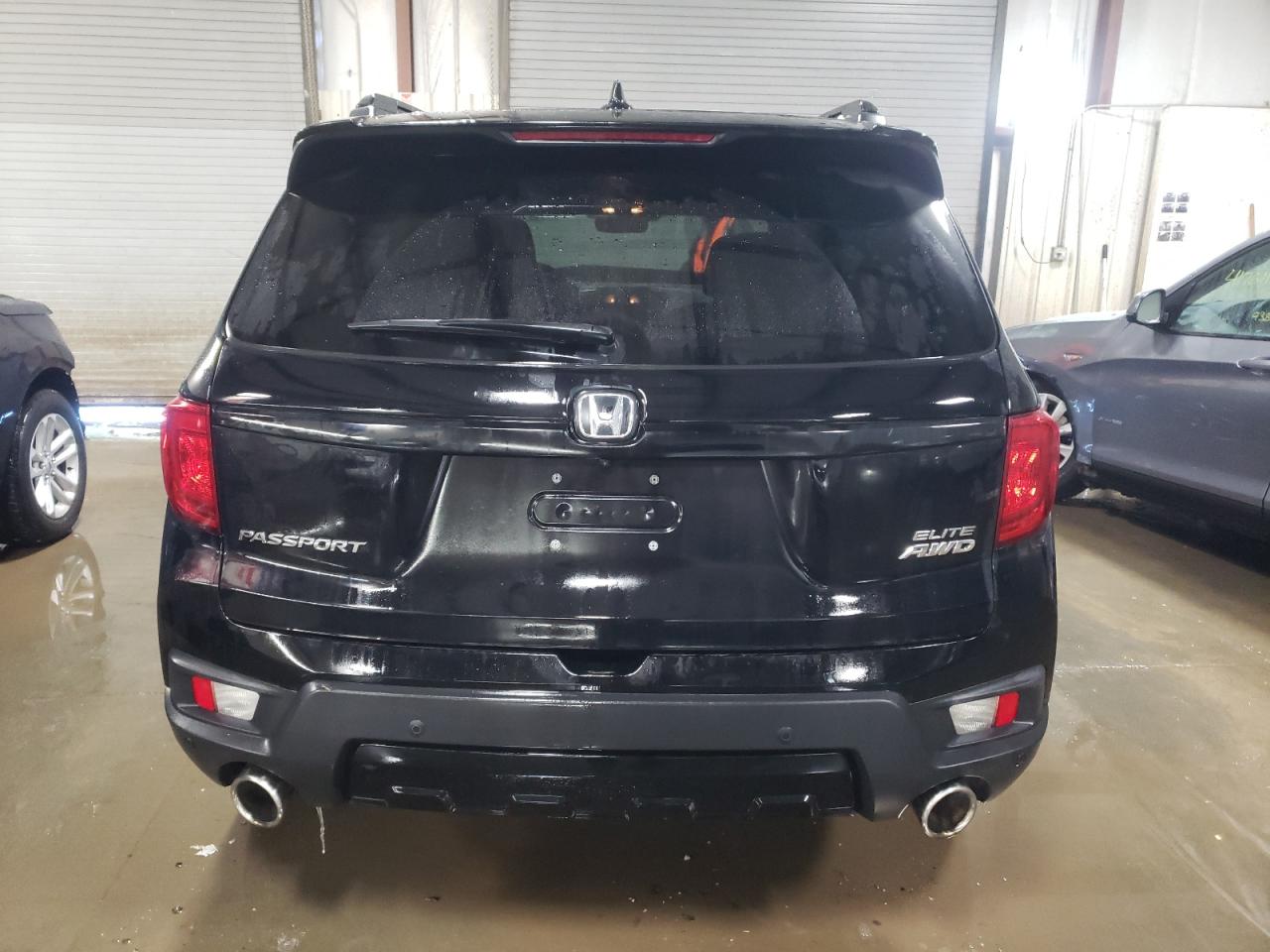 2022 HONDA PASSPORT ELITE VIN:5FNYF8H08NB018128