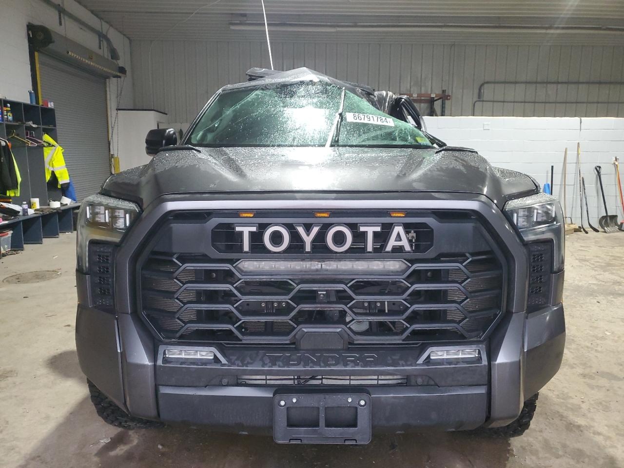 2024 TOYOTA TUNDRA CREWMAX LIMITED VIN:5TFPC5DB8RX070218