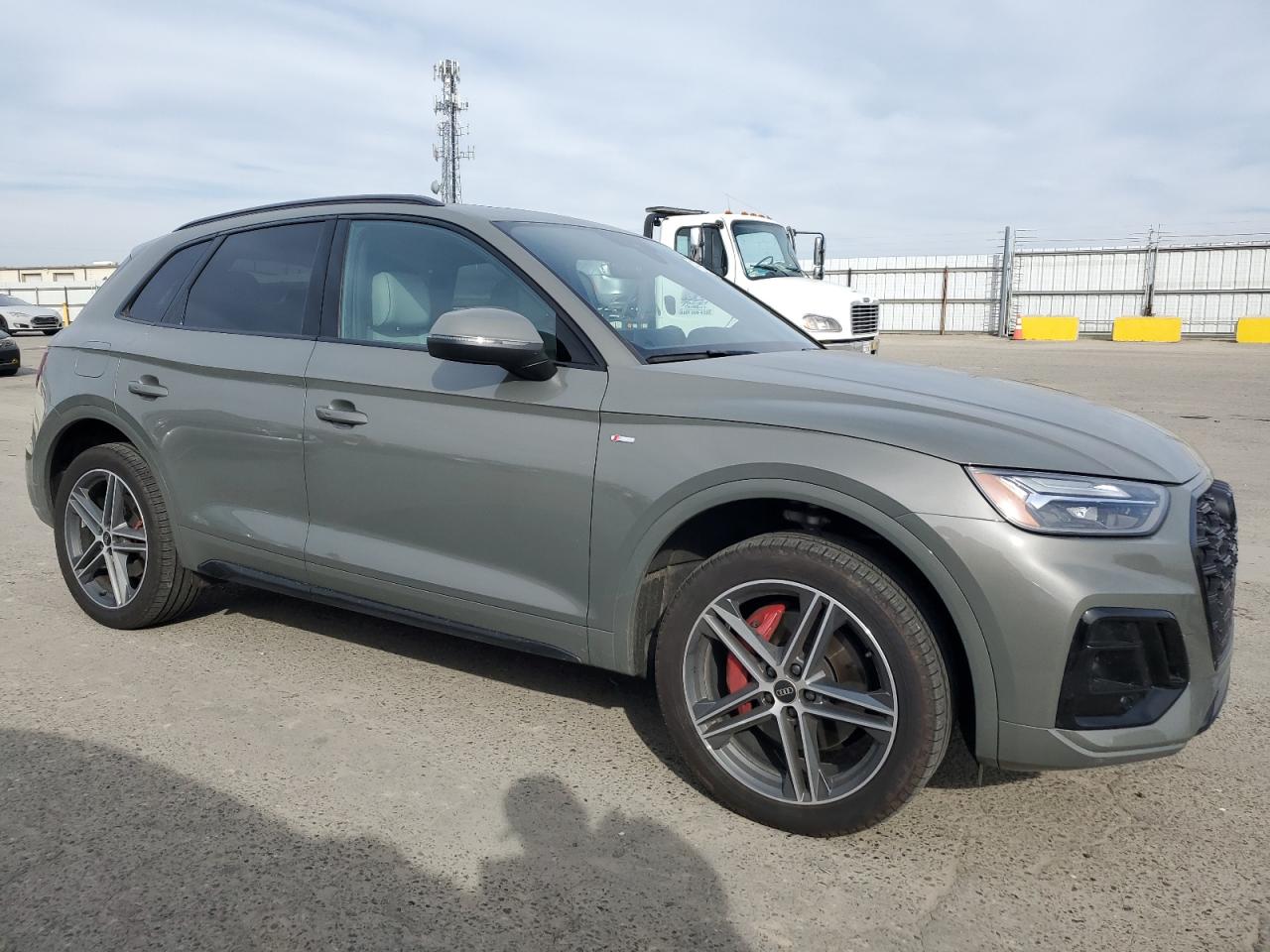 2024 AUDI Q5 E PREMIUM PLUS 55 VIN:WA1E2AFY3R2073149