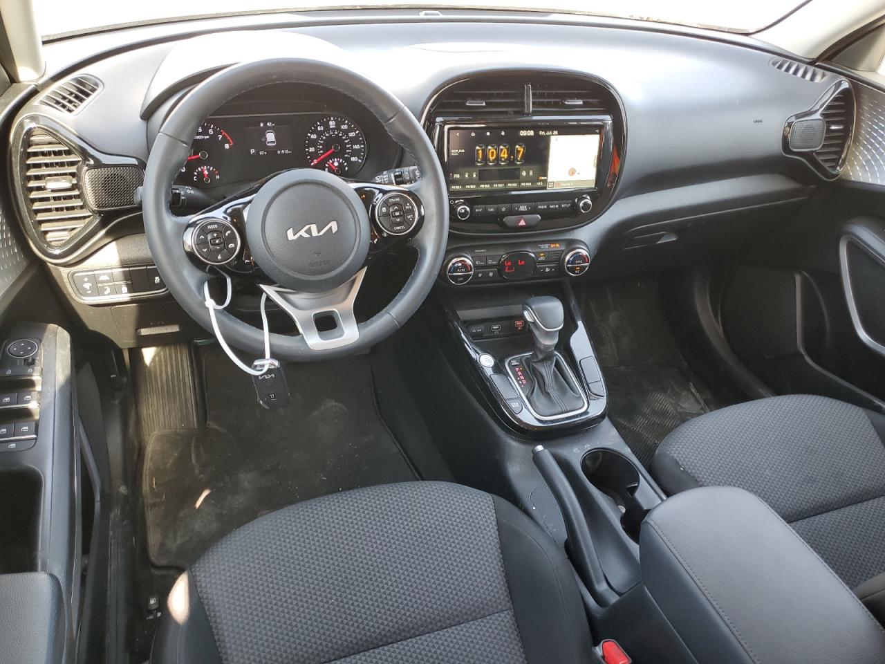 2022 KIA SOUL LX VIN:KNDJ23AU8N7166895