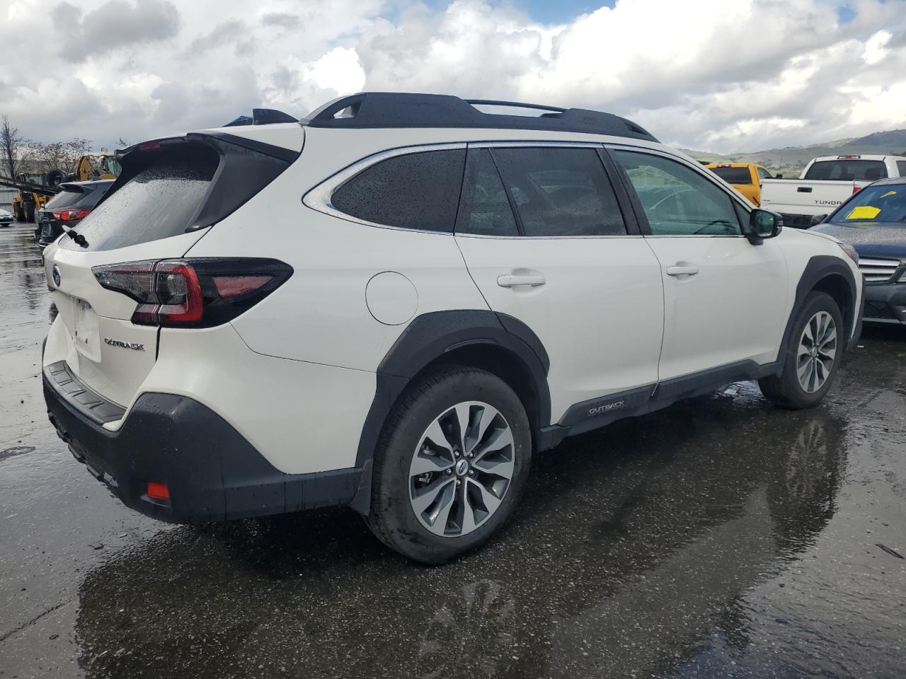 2024 SUBARU OUTBACK LIMITED VIN:4S4BTANC9R3245699