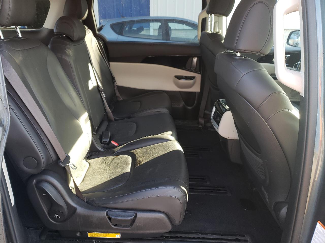2022 KIA CARNIVAL EX VIN:KNDNC5H34N6105279