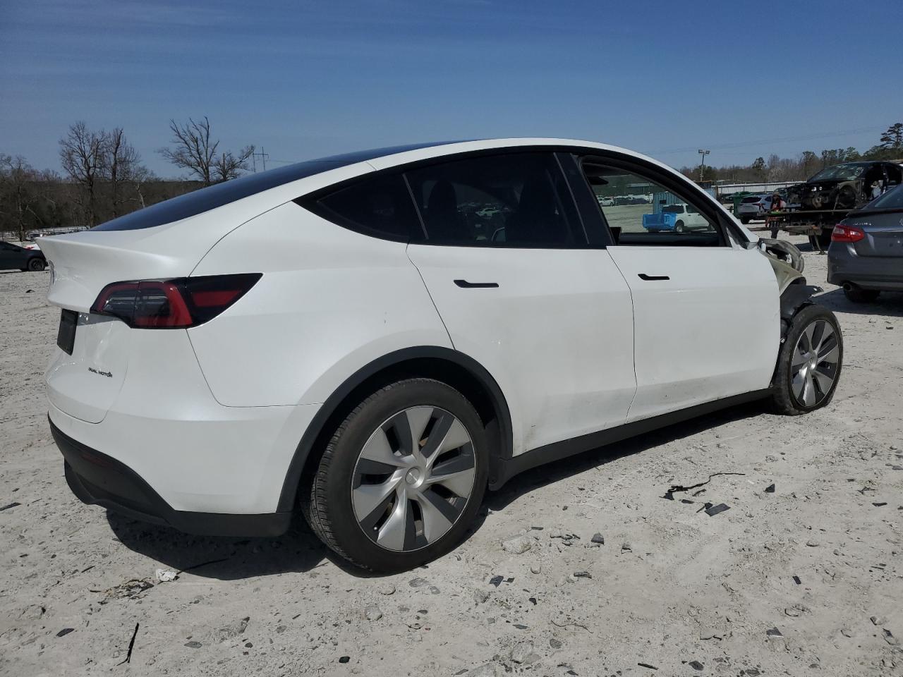 2023 TESLA MODEL Y  VIN:7SAYGAEE7PF773152