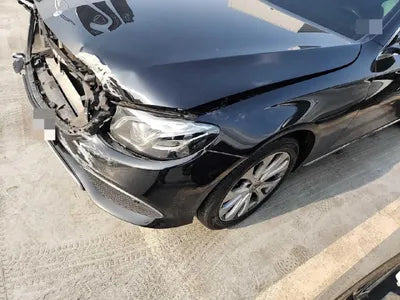 2019 Mercedes-Benz E 300 WDDZF4KB4KA663070 VIN:WDDZF4KB4KA663070