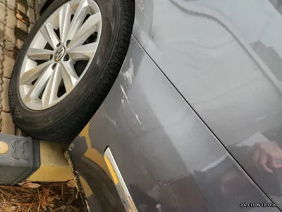 2015 Volkswagen Passat 1VWZZZA3ZFC105819 VIN:1VWZZZA3ZFC105819