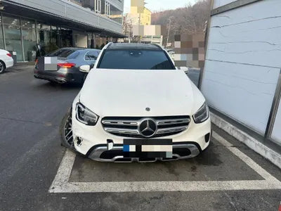 2021 Mercedes-Benz GLC 300 VIN: