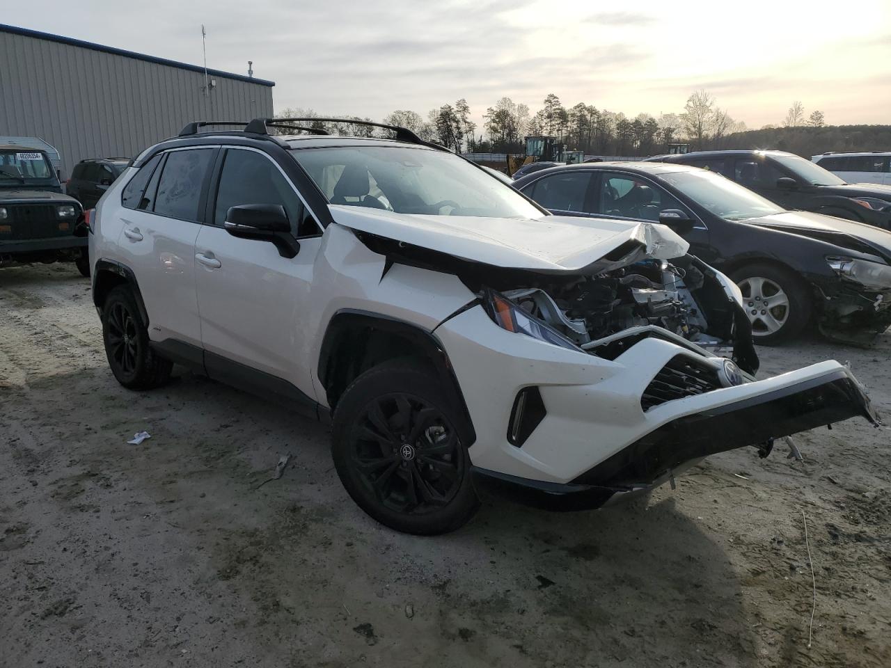 2022 TOYOTA RAV4 XSE VIN:2T3E6RFV4NW030830