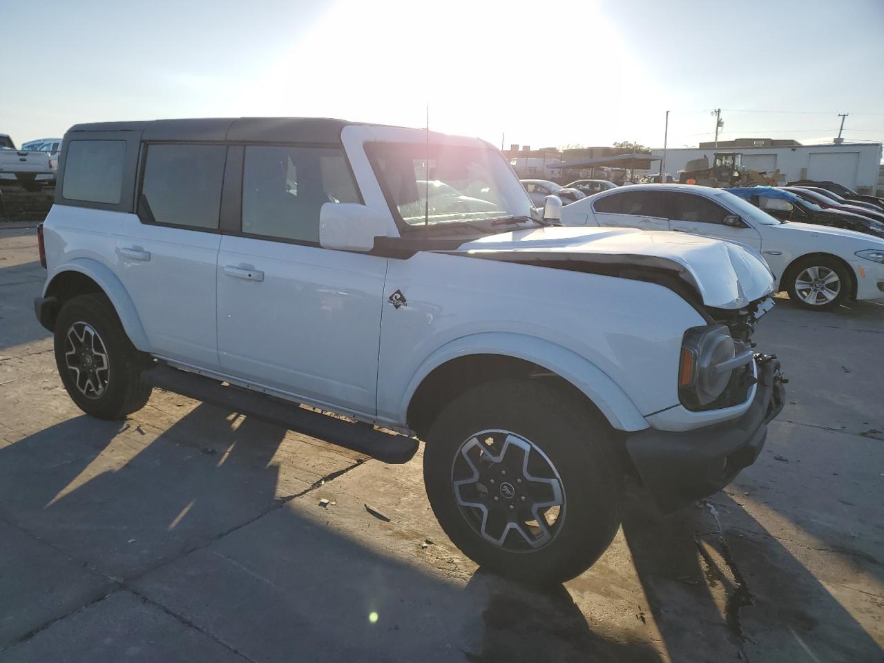 2024 FORD BRONCO OUTER BANKS VIN:1FMDE8BH5RLA80150