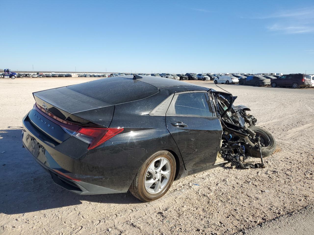 2023 HYUNDAI ELANTRA SE VIN:KMHLL4AG7PU634802
