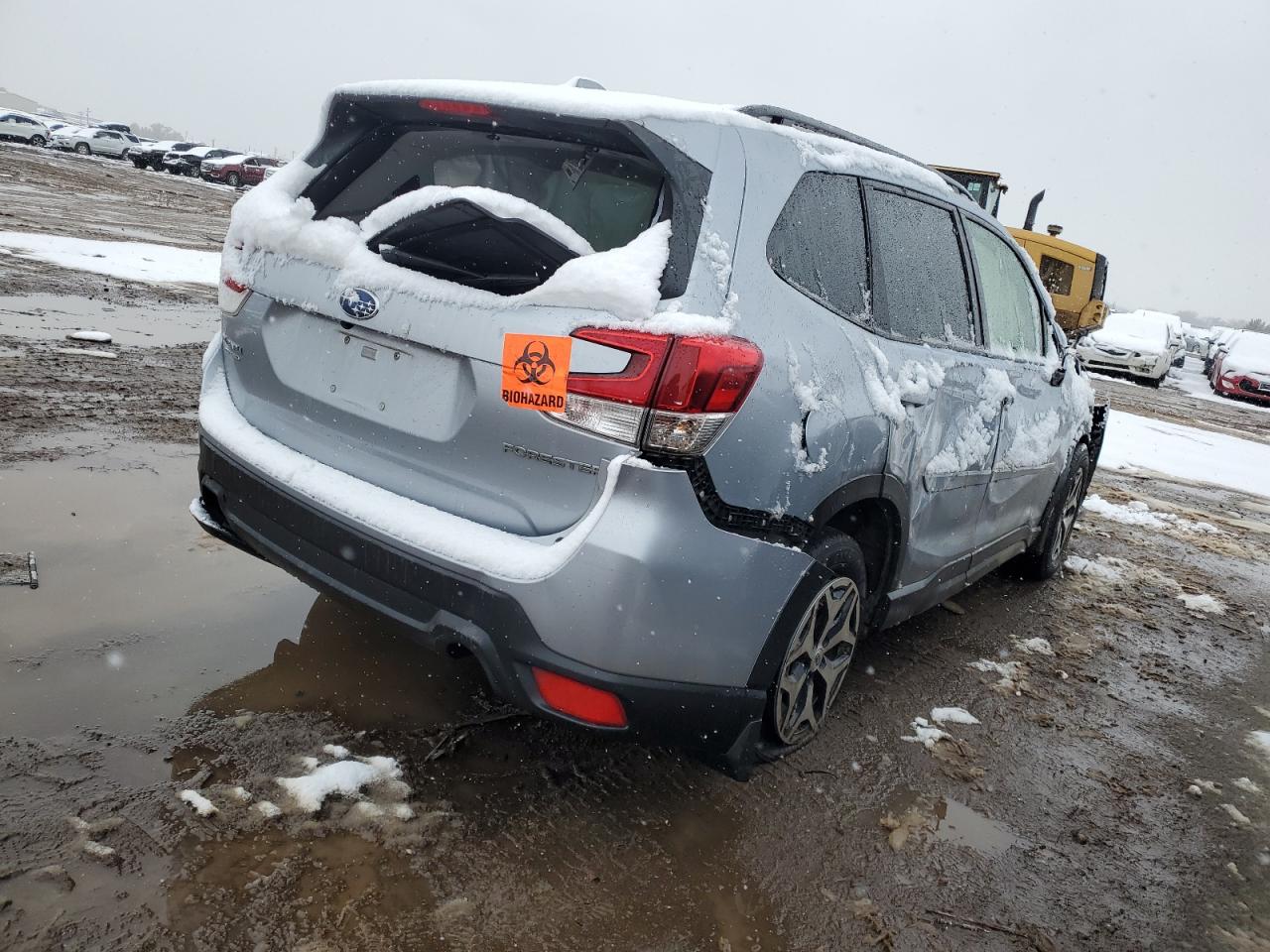 2022 SUBARU FORESTER PREMIUM VIN:JF2SKAEC1NH444431