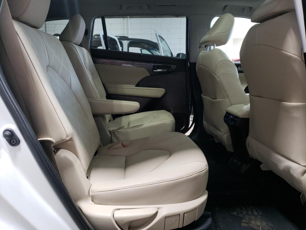 2022 TOYOTA HIGHLANDER HYBRID PLATINUM VIN:5TDEBRCH9NS70980