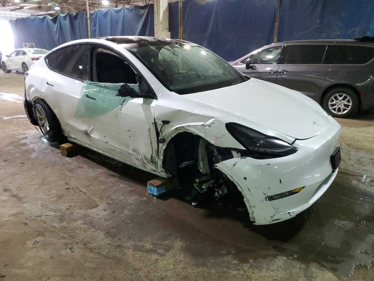 2023 TESLA MODEL Y  VIN:7SAYGDEE5PF785124