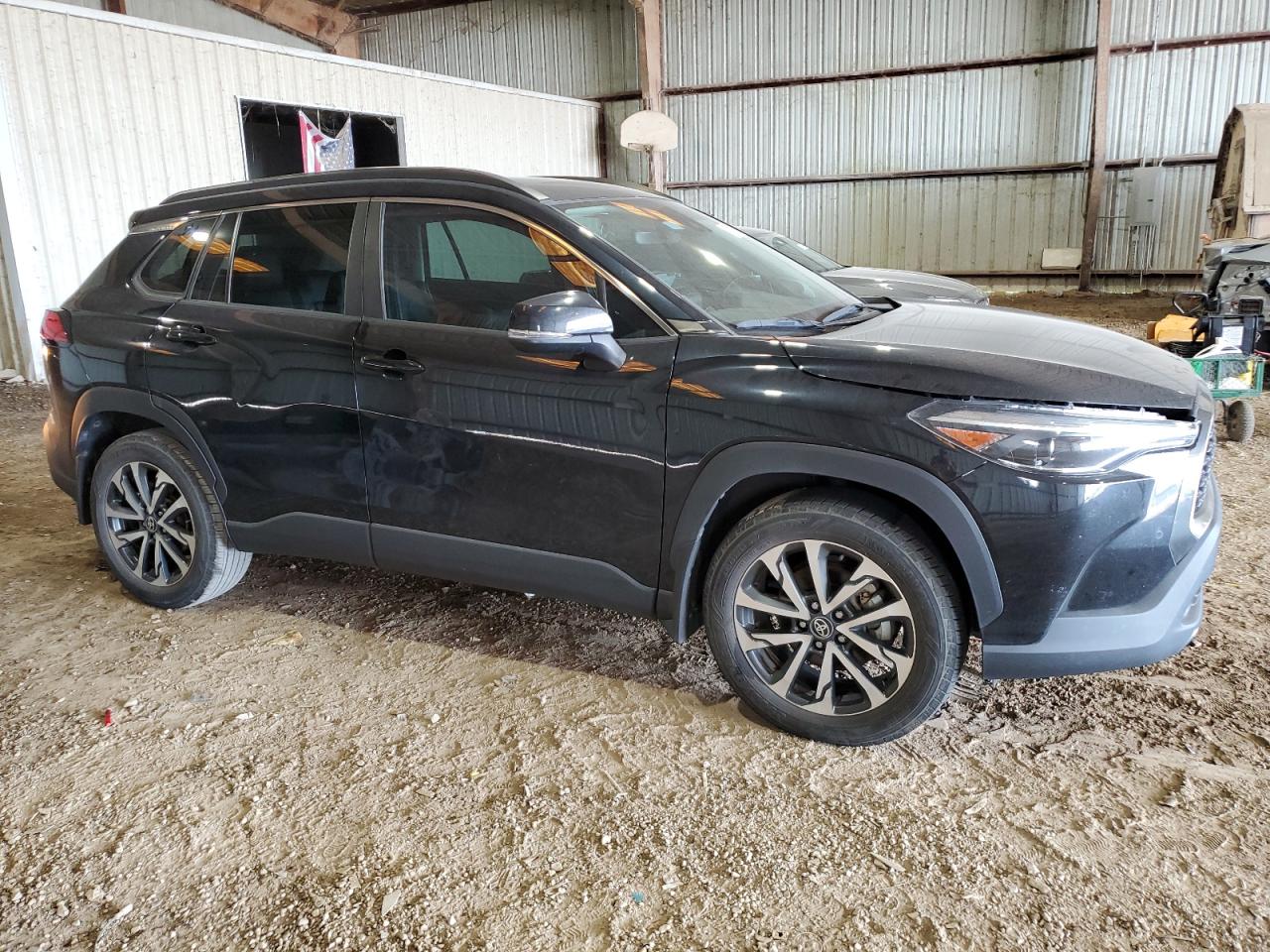 2022 TOYOTA COROLLA CROSS XLE VIN:7MUDAAAGXNV031637