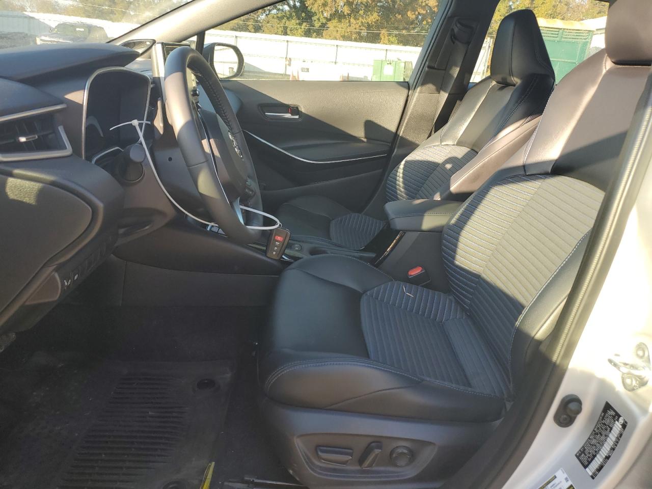 2022 TOYOTA COROLLA XSE VIN:5YFT4MCE3NP134160