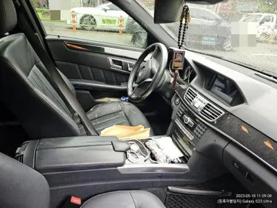 2014 Mercedes-Benz E 220 VIN: