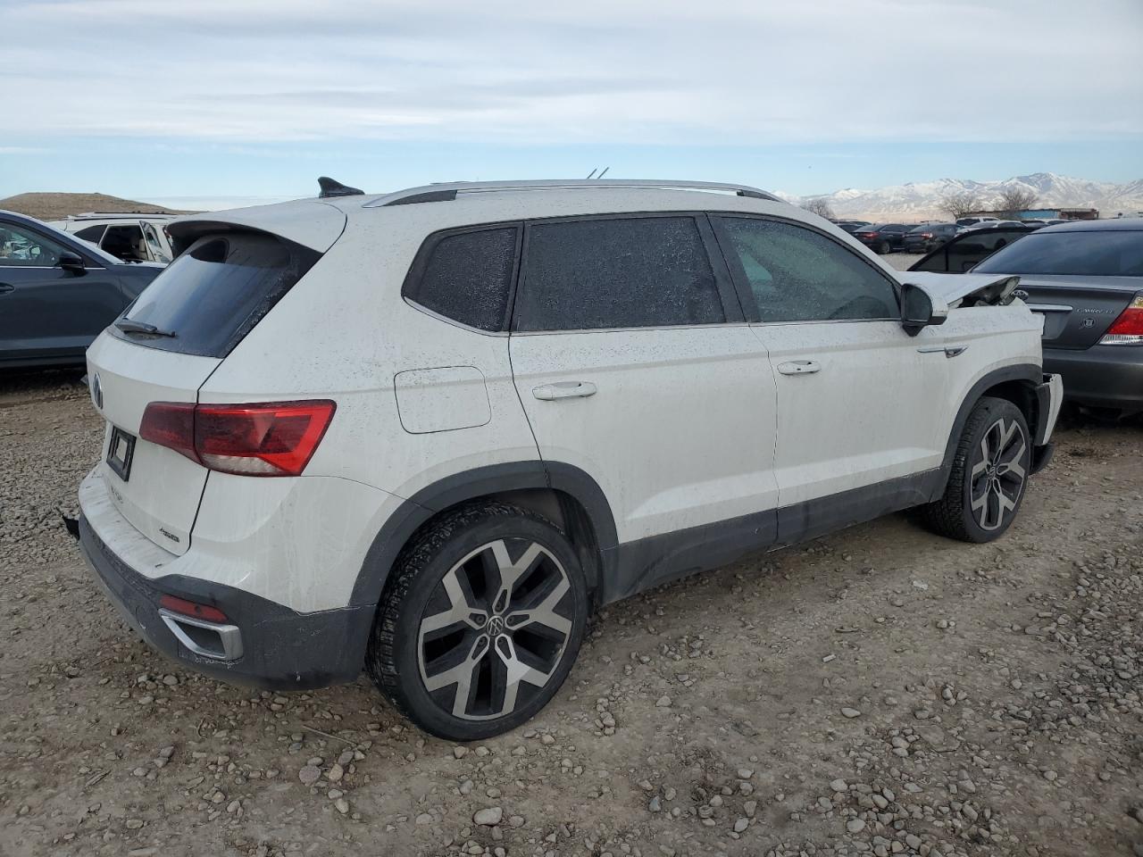 2022 VOLKSWAGEN TAOS SEL VIN:3VV2X7B20NM036918