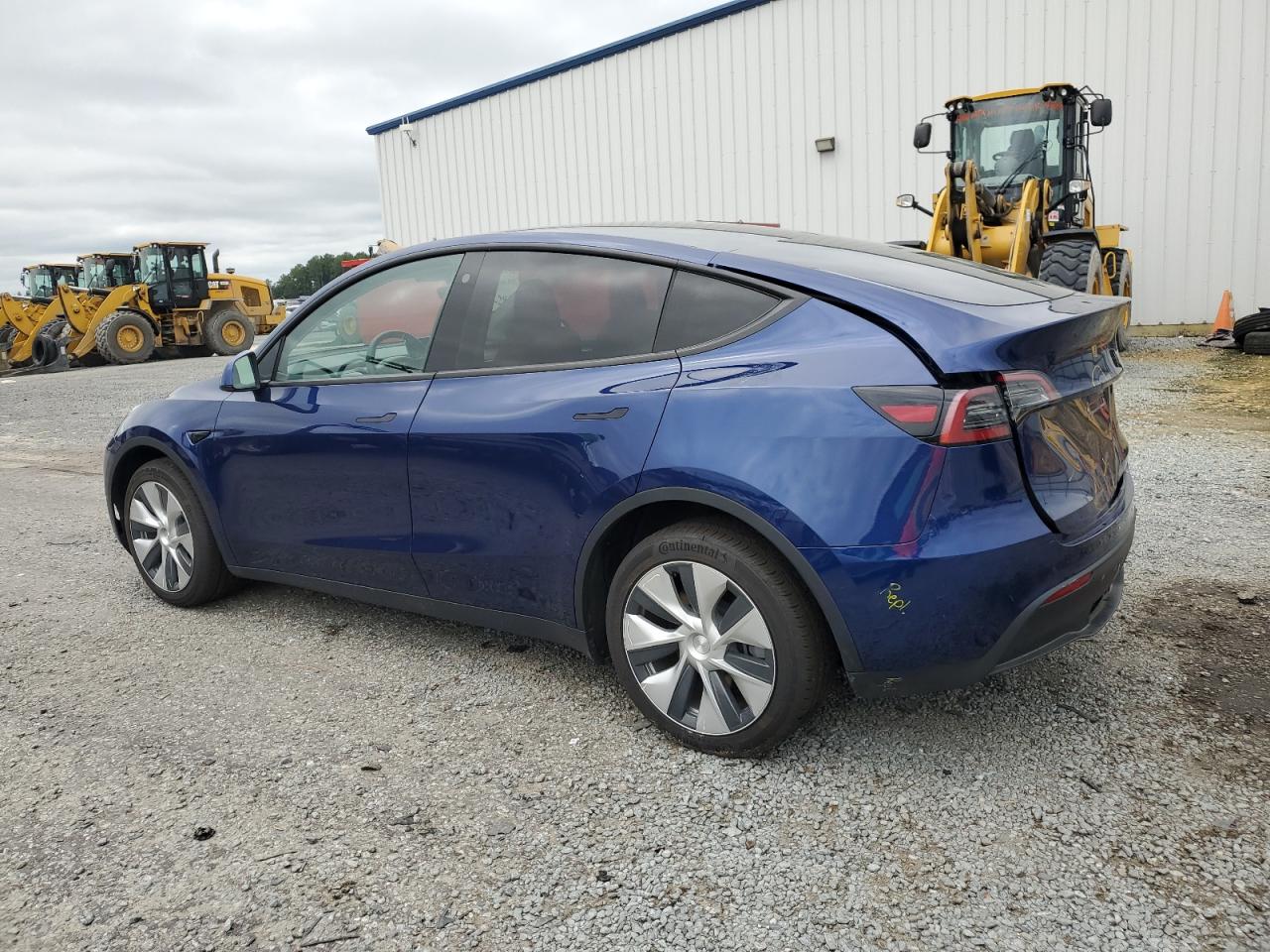 2023 TESLA MODEL Y  VIN:7SAYGDEE6PF638441