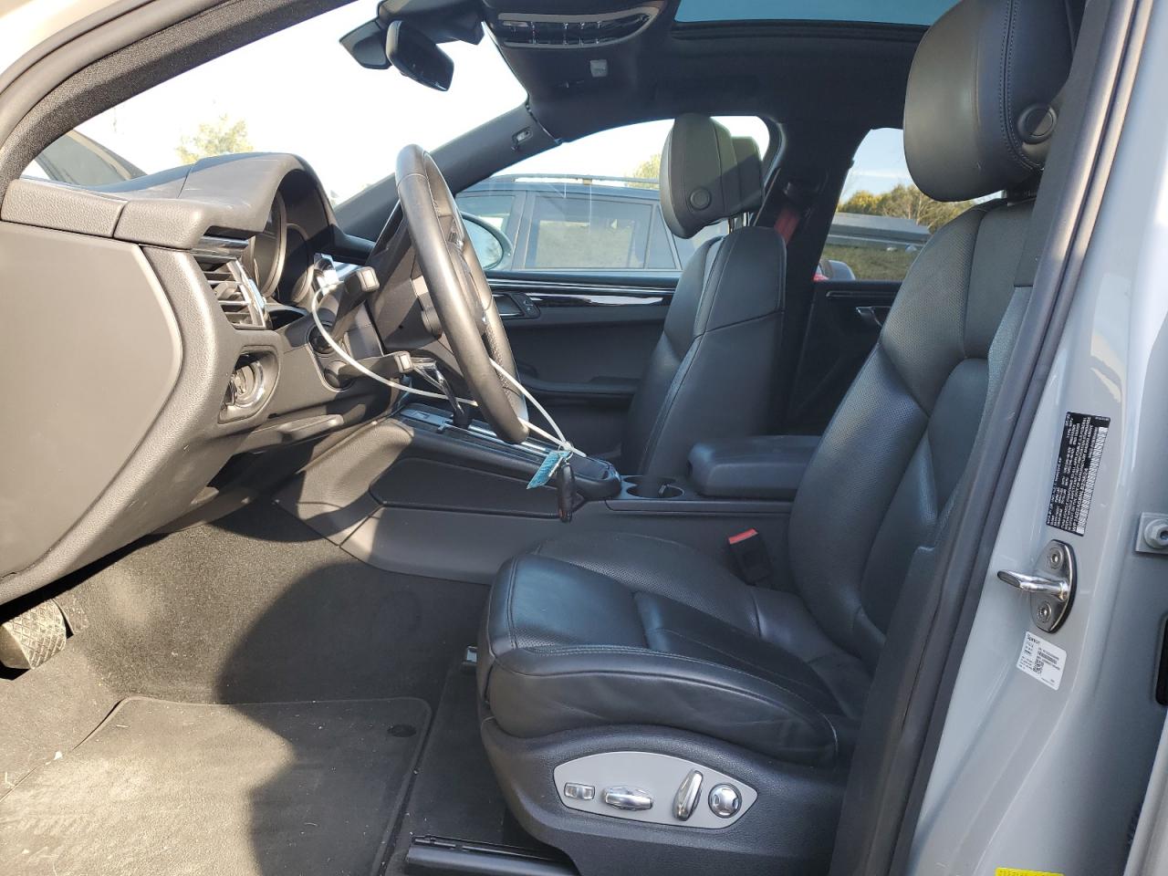 2022 PORSCHE MACAN S VIN:WP1AG2A58NLB23524