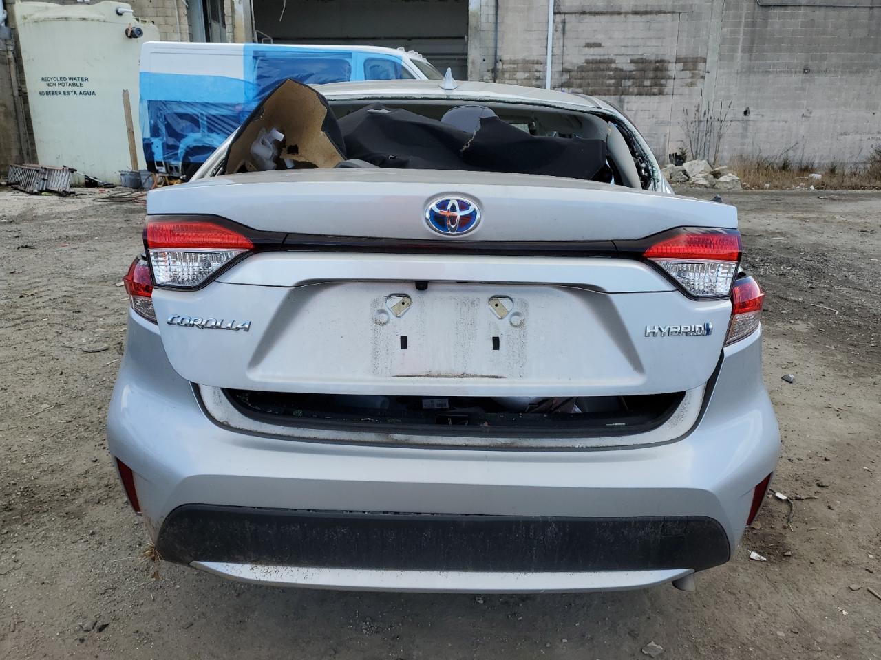 2022 TOYOTA COROLLA LE VIN:JTDEAMDE7N3004472