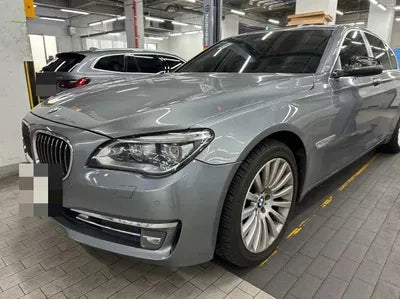 2014 BMW 740 VIN: